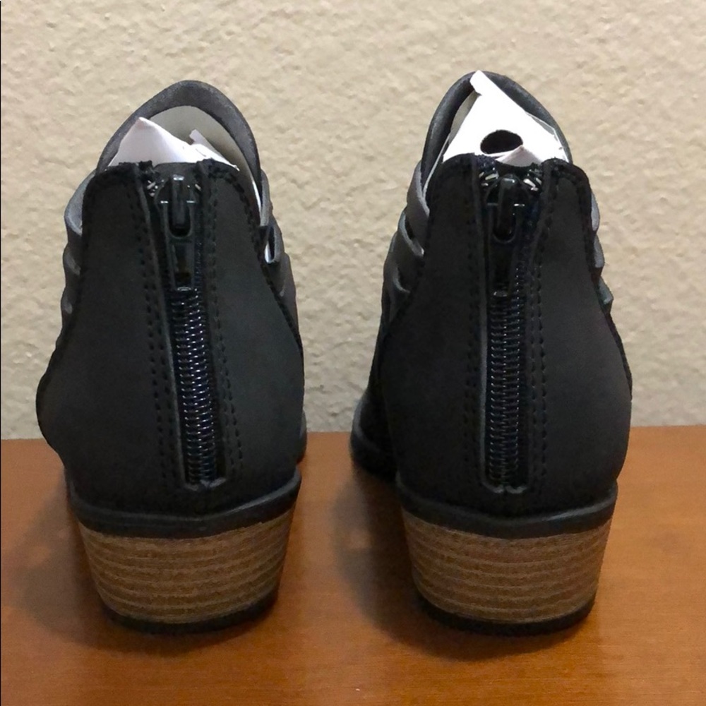 Bootie - Picture 4 of 7
